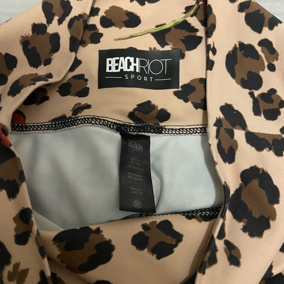 Beach Riot Leopard Leggings - Picture 5 of 5